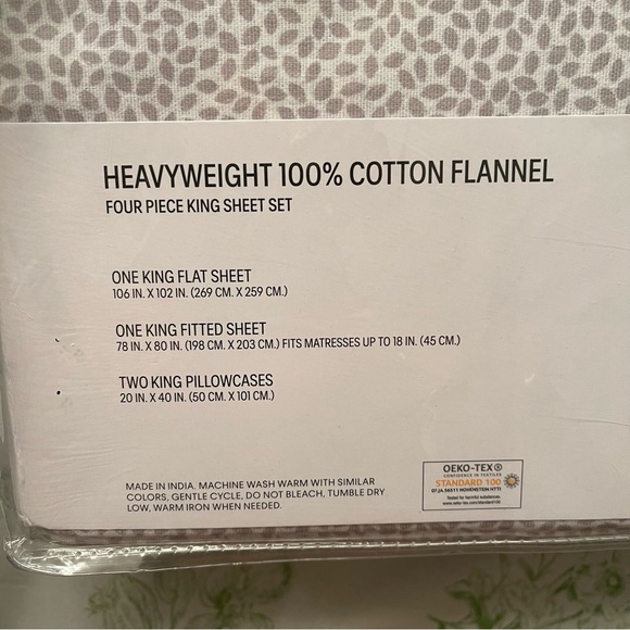 Calvin Klein Flannel King Sheets Set NWT - Picture 2 of 4